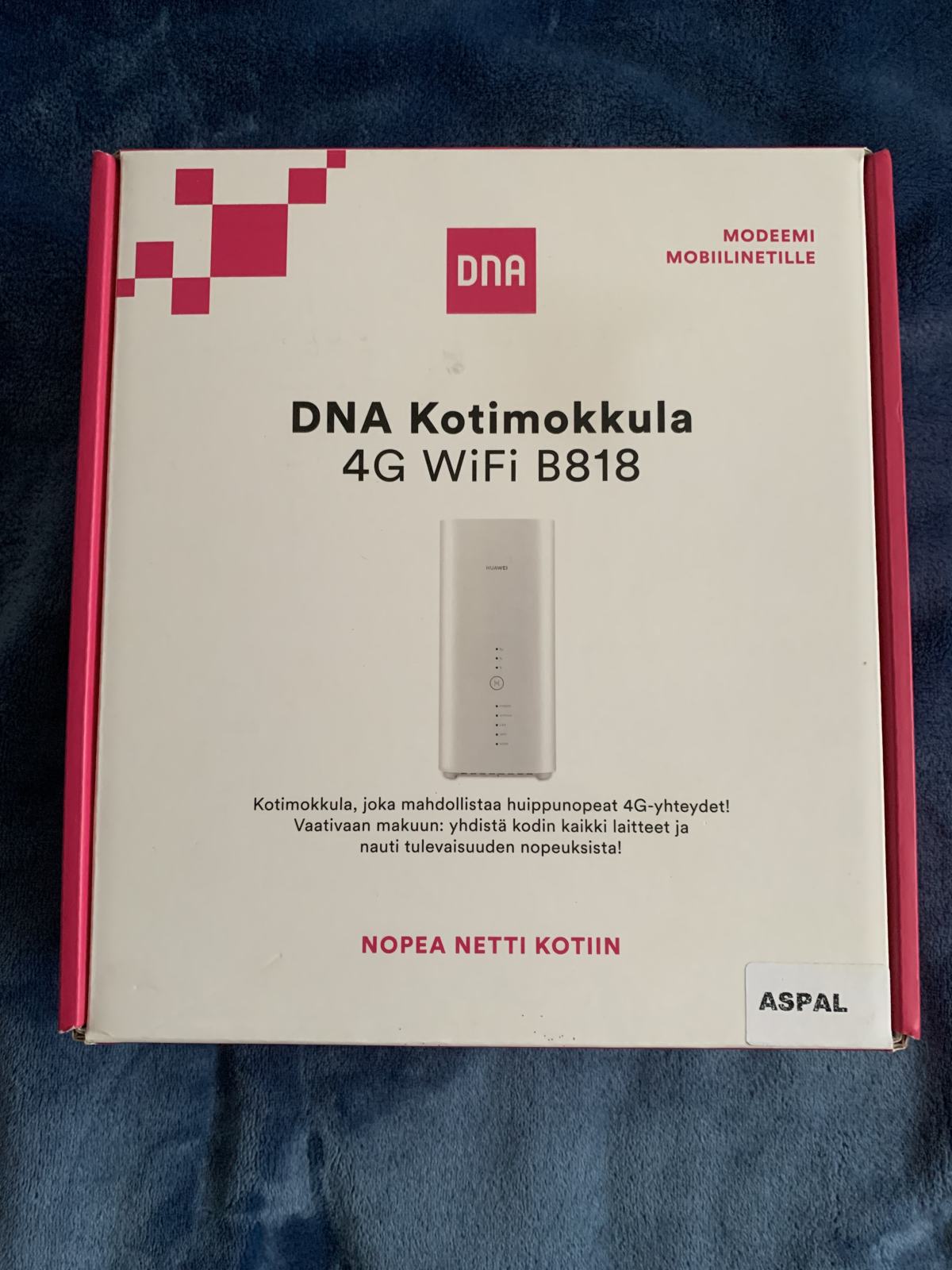 Huawei B818 4G WiFi Router (za SIM karticu)