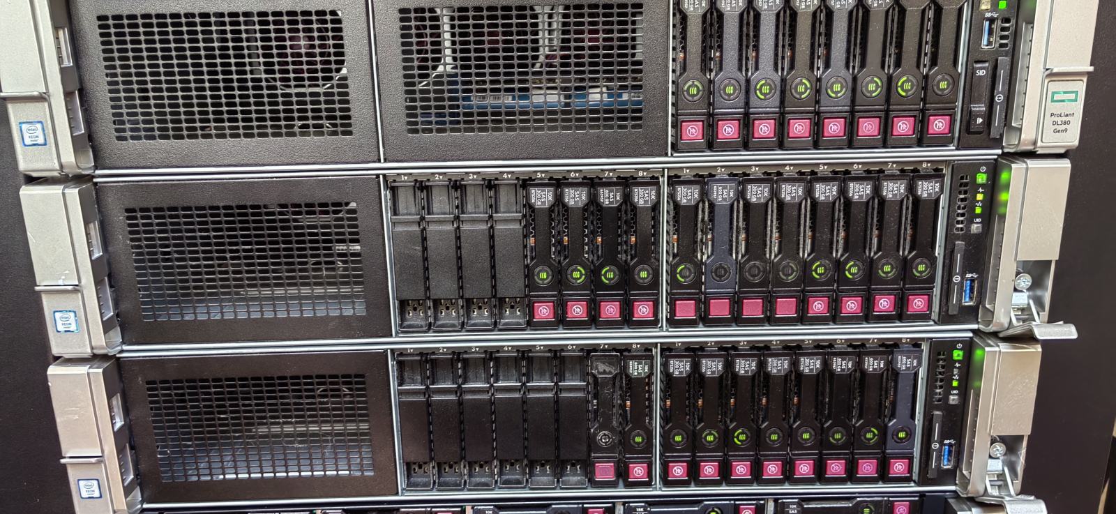 HPE ProLiant DL380 Gen9 12LFF: 2x Xeon E5-2680 V4, 128GB RAM