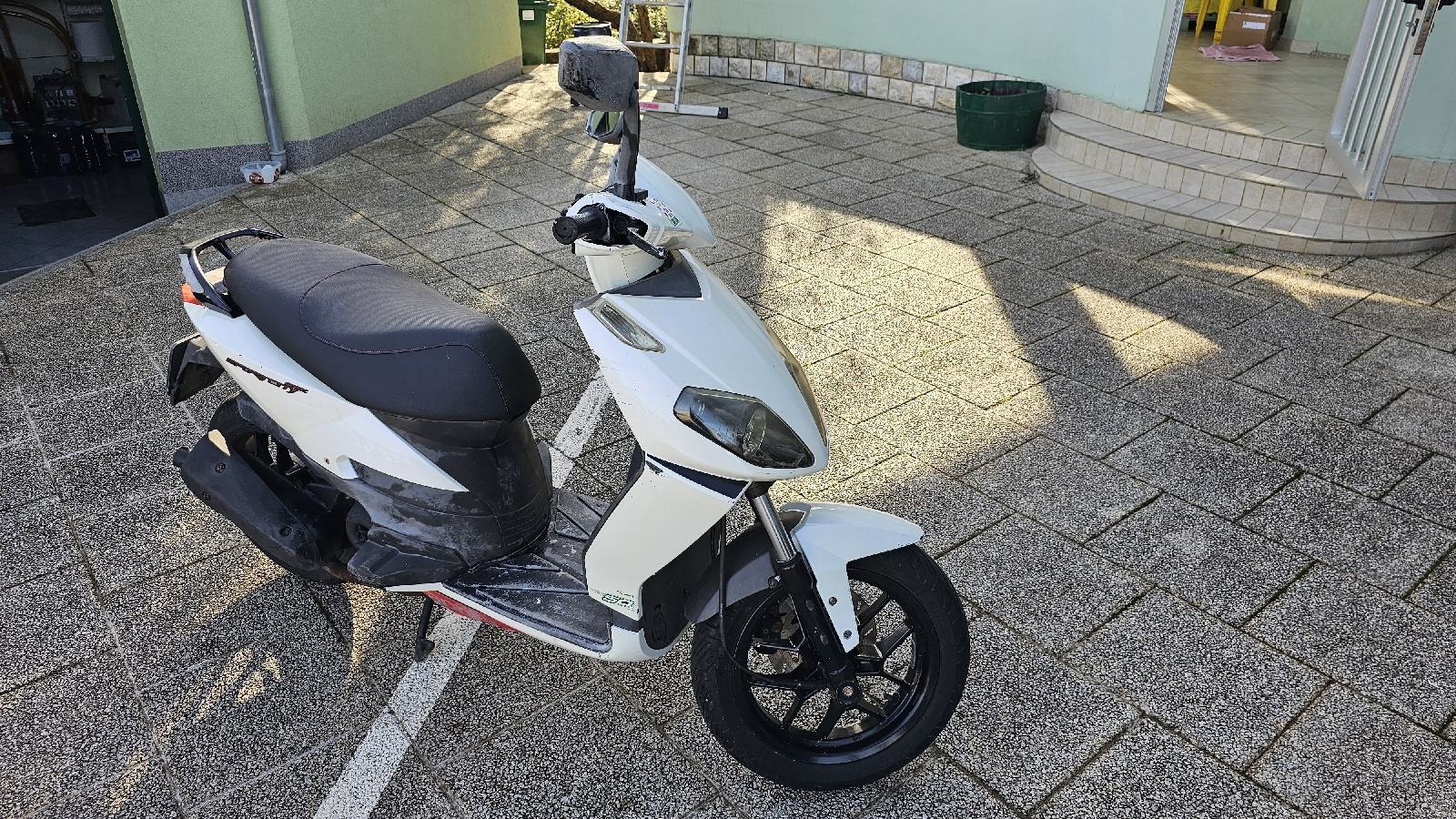 Sportcity One 125 Aprilia Sportcity 125 Opinioni Aprilia Sportcity - Main Image