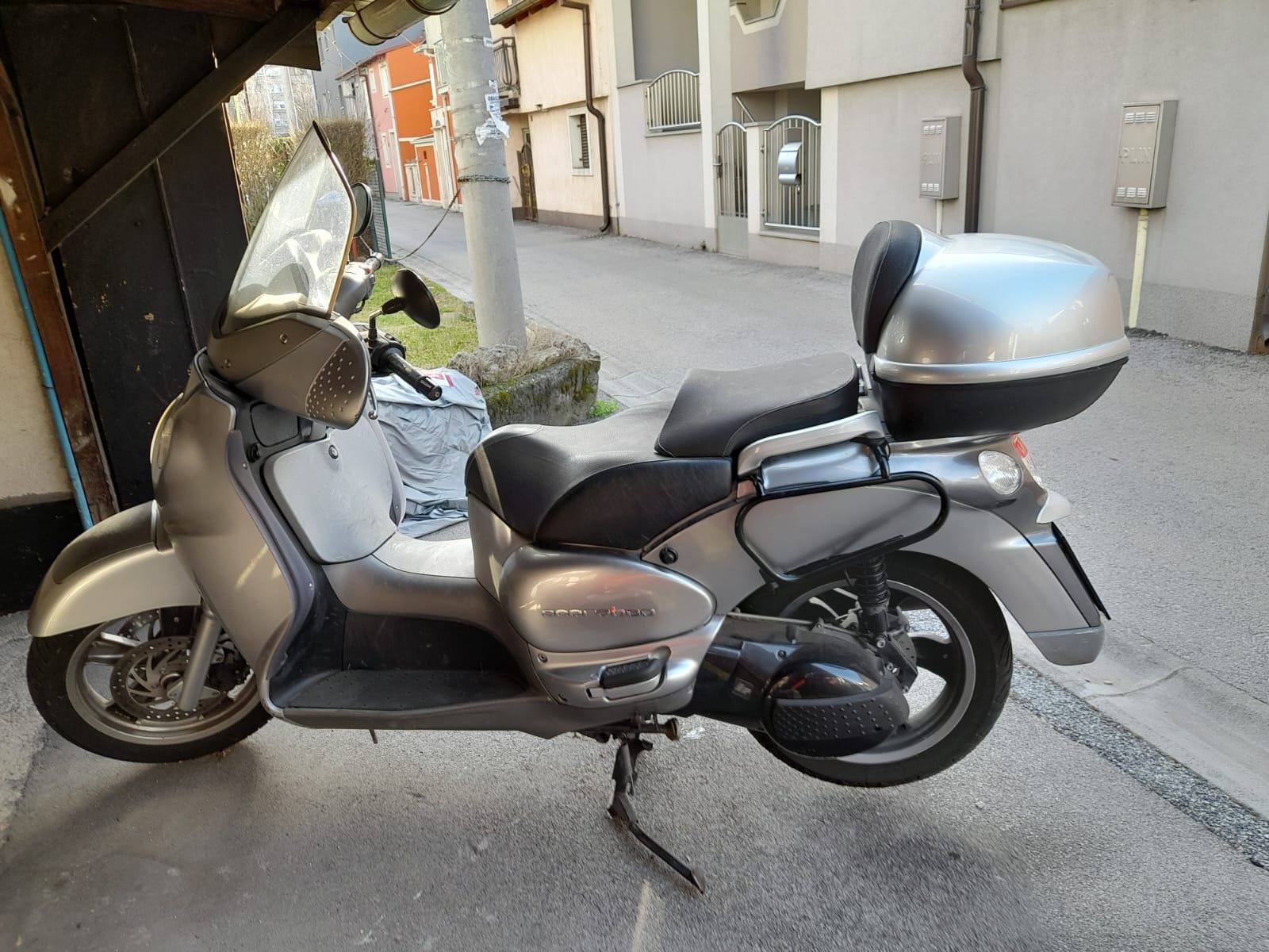 Scarabeo 500 Scarabeo Anno 2010 Scarabeo Scooter 2002 Aprilia