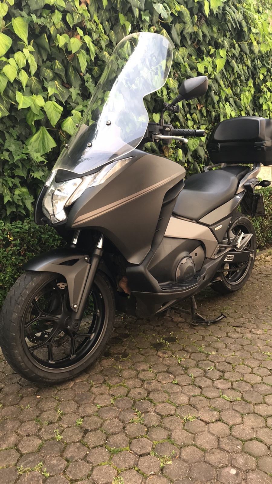 Honda Nc integra 700 cm3, 2013 god.