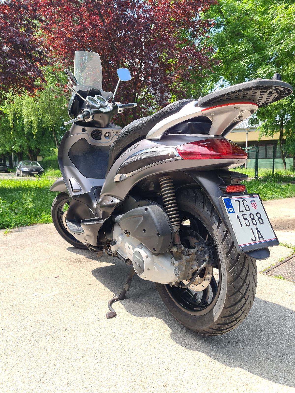 Beverly 200 Piaggio Beverly 125 2003 Fabbri Scooter Transparent