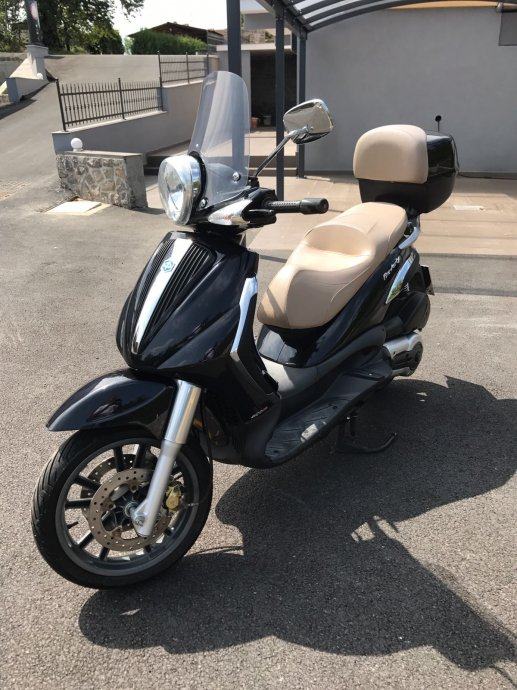 Scooter Piaggio Beverly 400 Ie Beverly 400 Beverly Tourer 2009