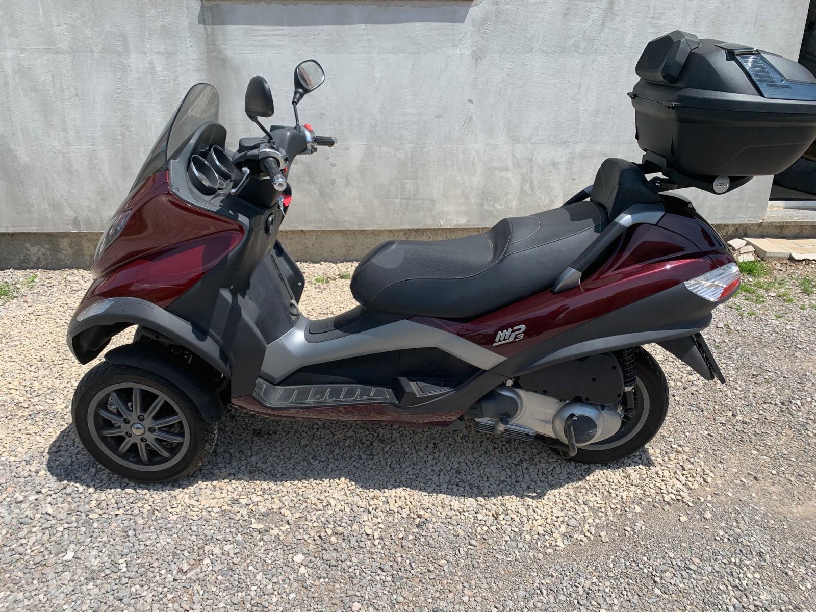 Piaggio MP3 250 cm3, 2007