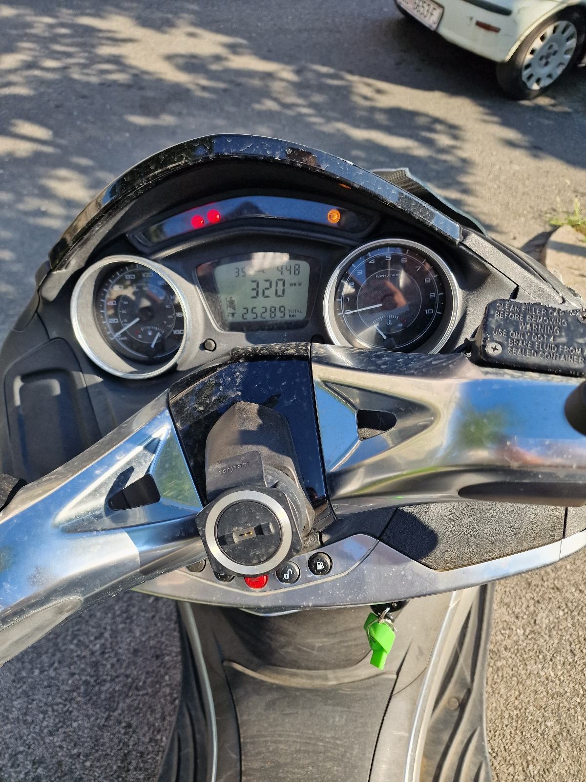 Wunderbar Piaggio X10 500 Probleme Bild