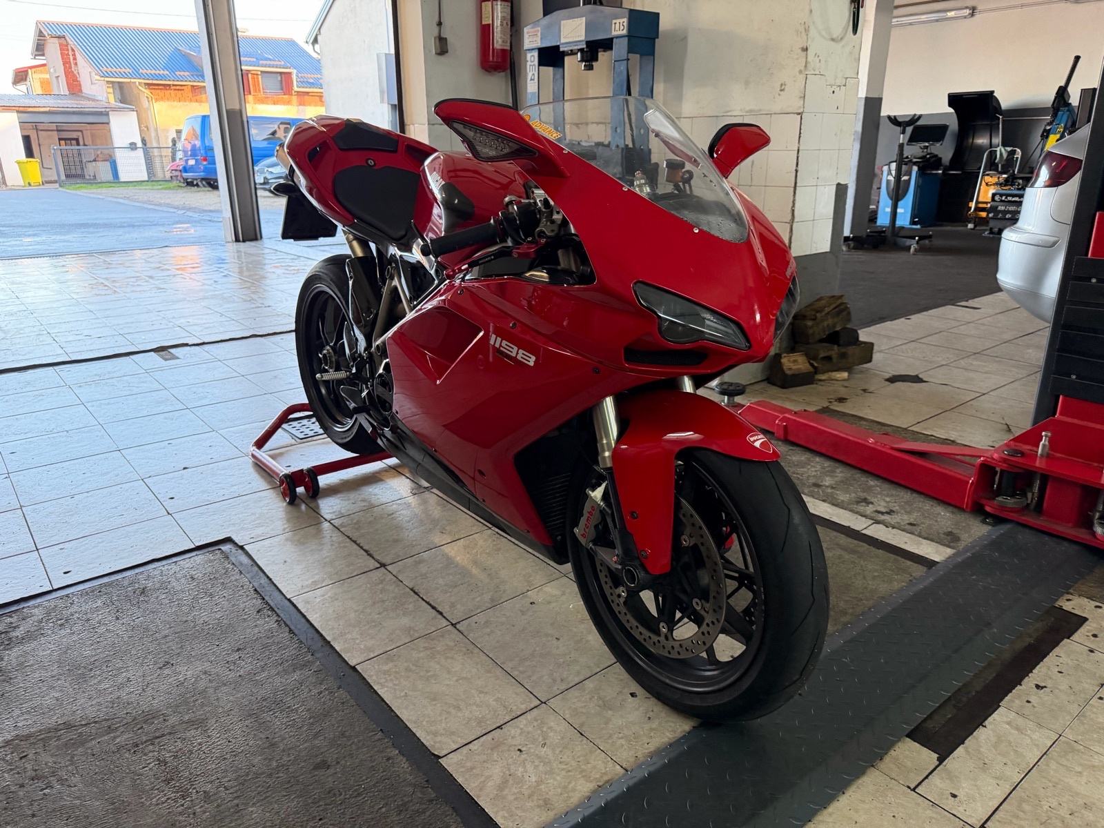 Ducati 1198, 2009 god.