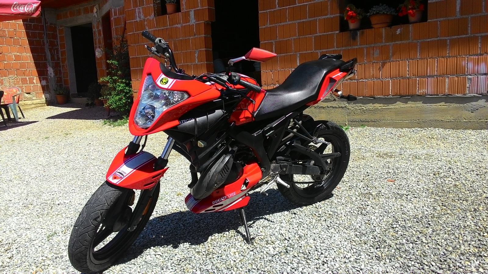 50cc Malaguti F15 Firefox Ducati Corse Ducati Malaguti 50cc Ducati