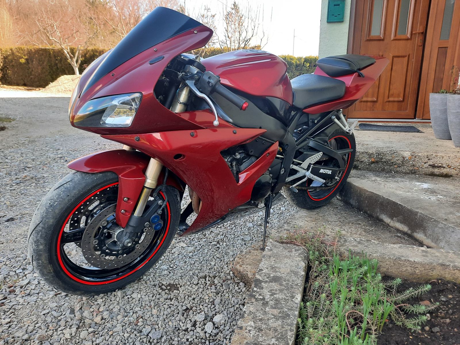 2003 R1 1000 Yamaha R1 1000 HITNO ISPOD CIJENE, 2003 god.