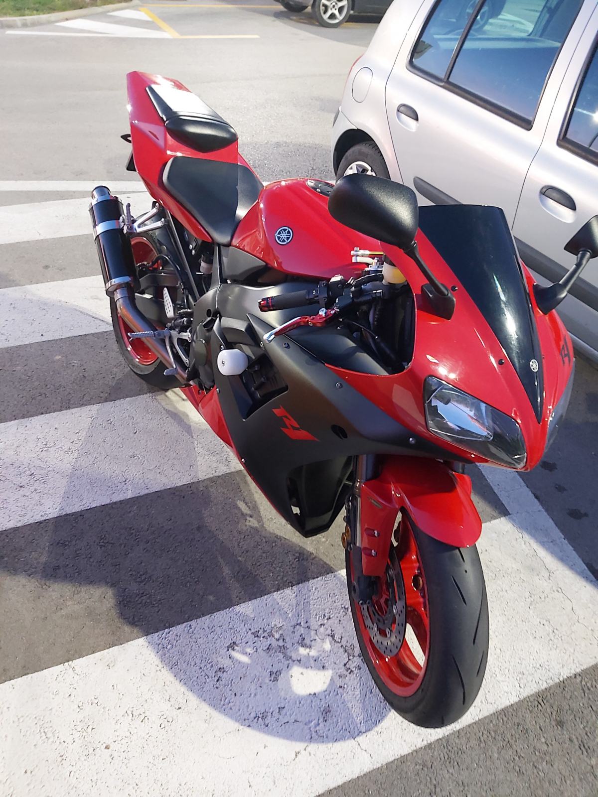 2003 R1 1000 Yamaha R1 1000 cm3, 2003 god.
