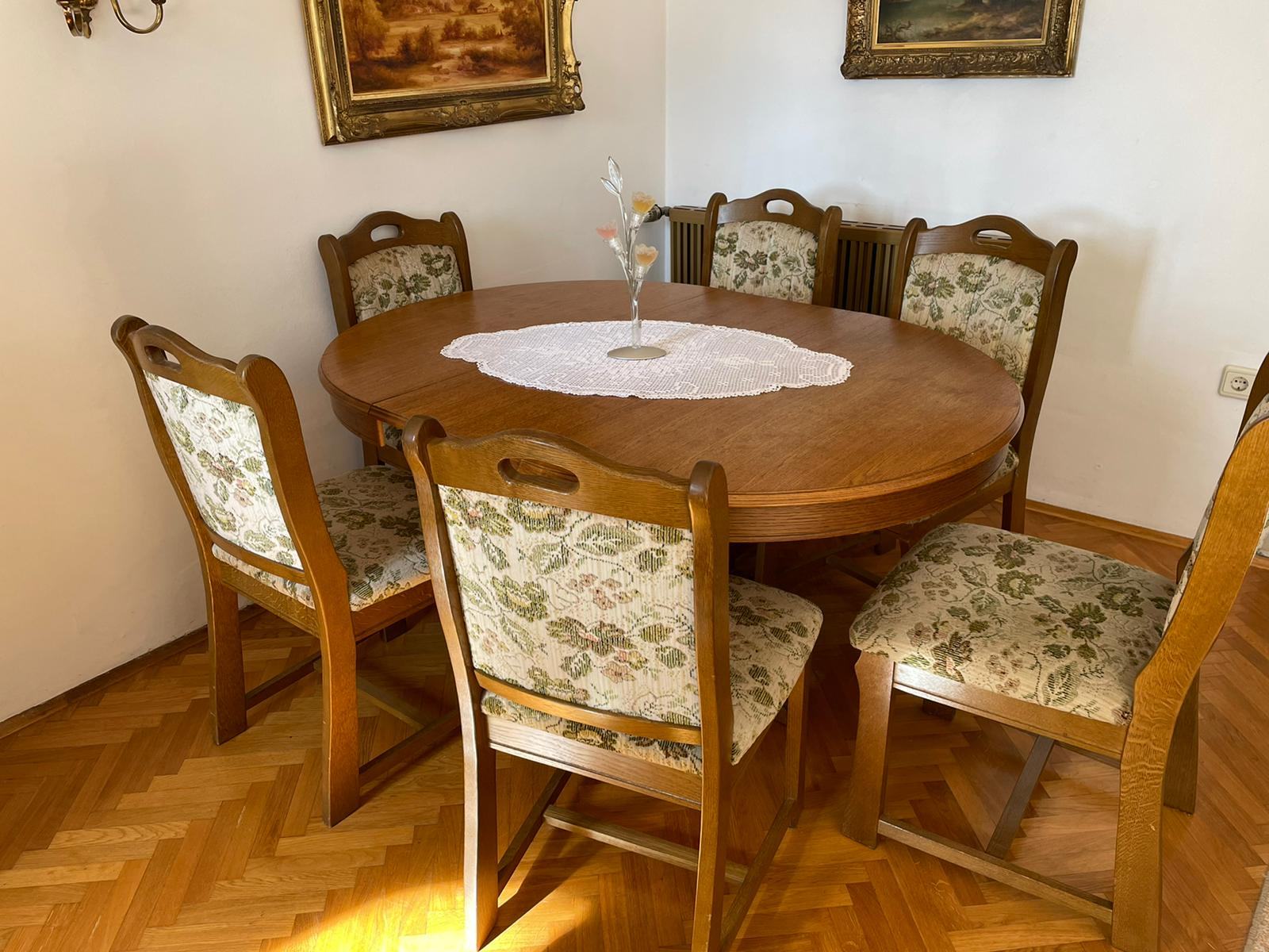 Stol s 6 stolica