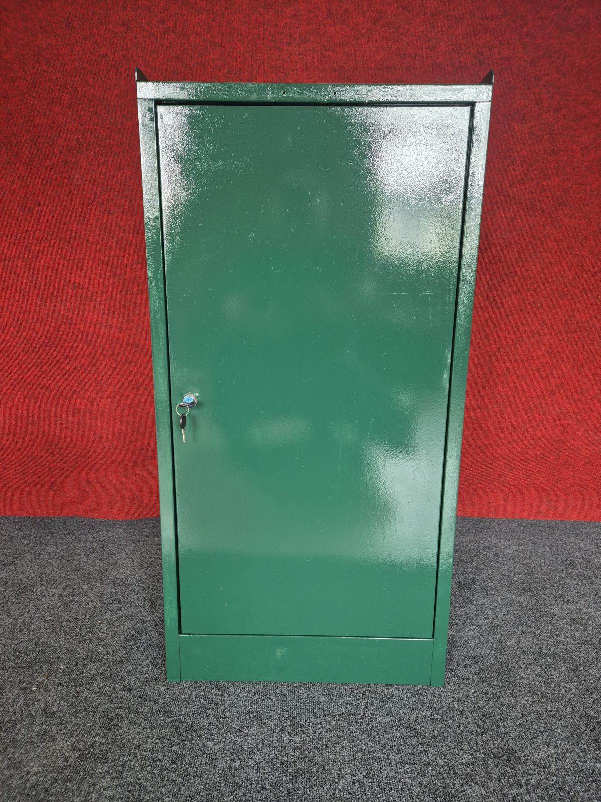 METALNI ORMARIĆ ZA ALAT / 100 x 50 x 50 / AKCIJA