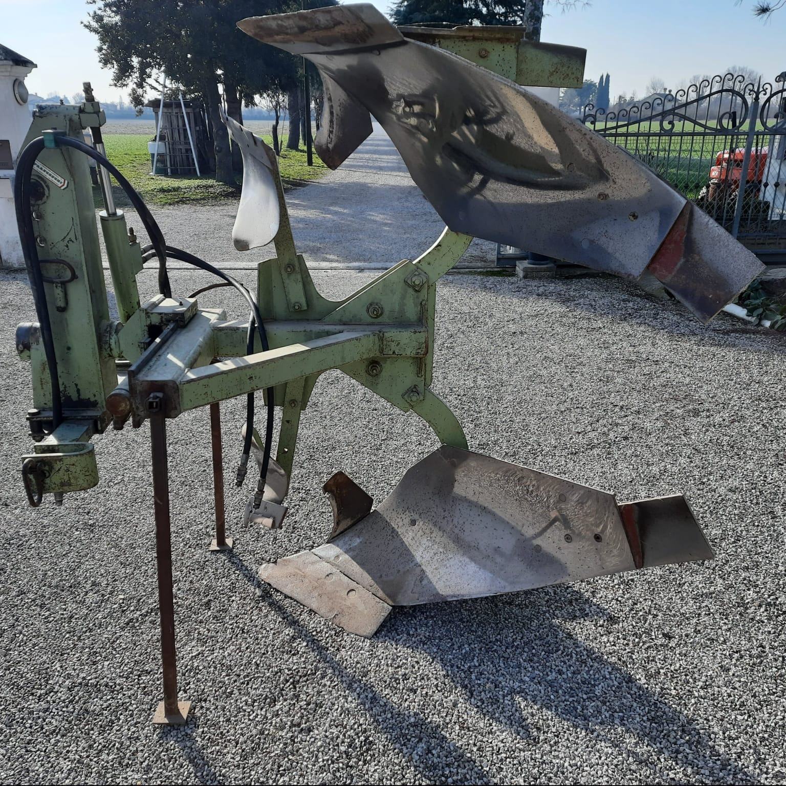 Jednobrazni plug ( rigoler)