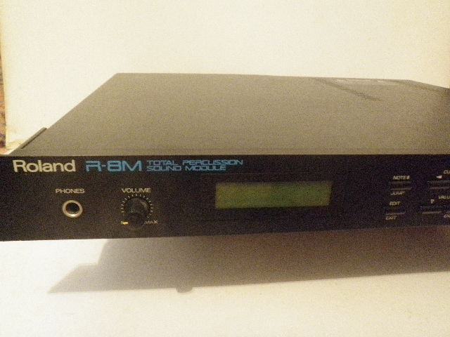 Roland R 8 M ROLAND R 8 M