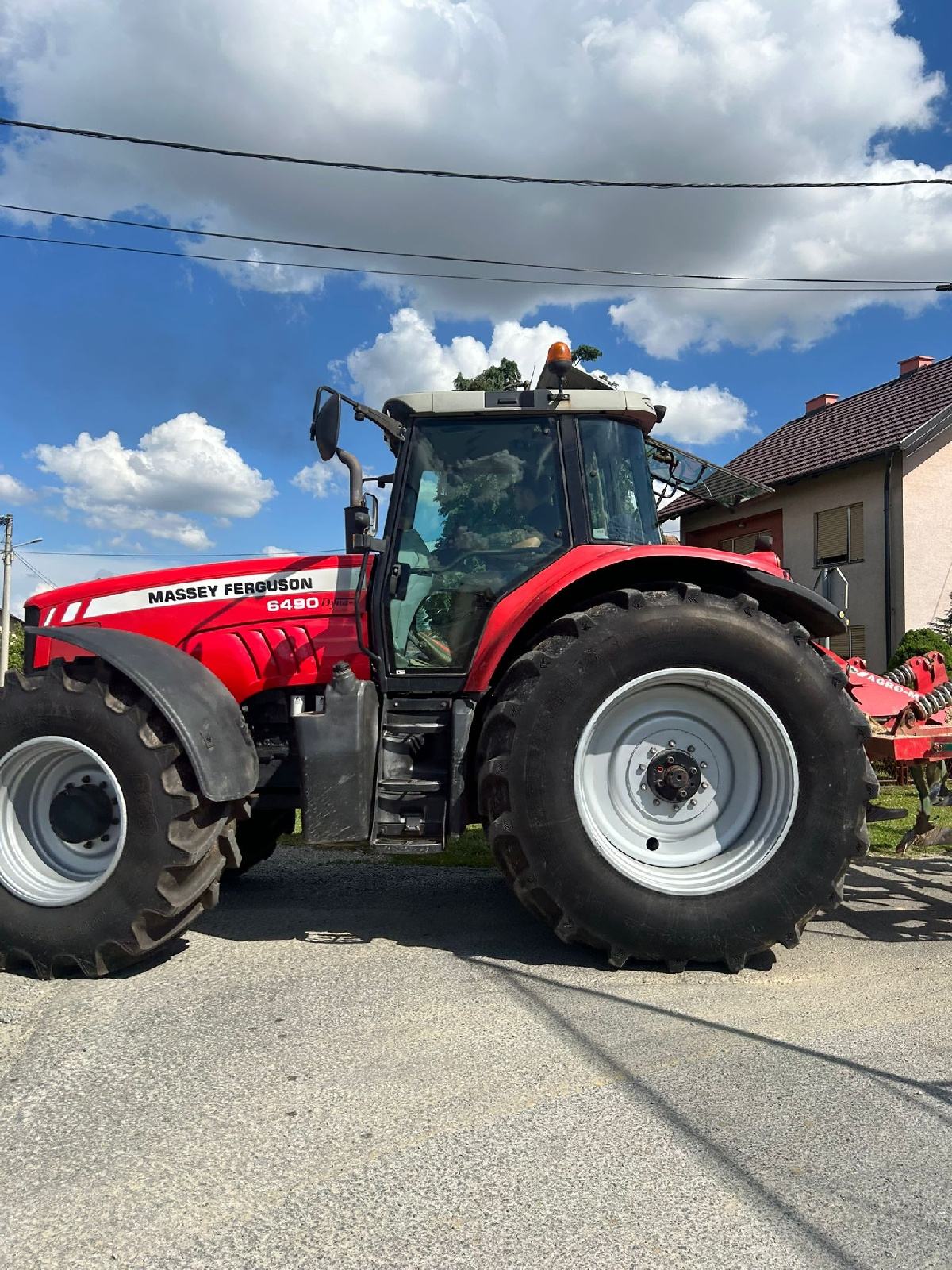 Massey Ferguson 6490