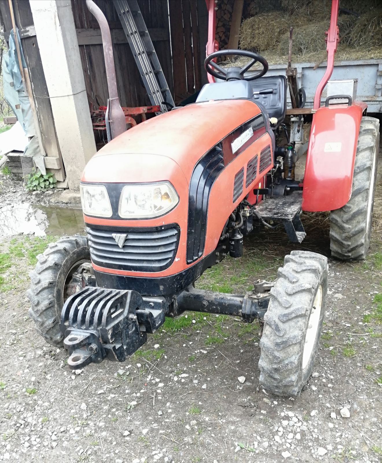 Europard TRAKTOR EUROPARD 254
