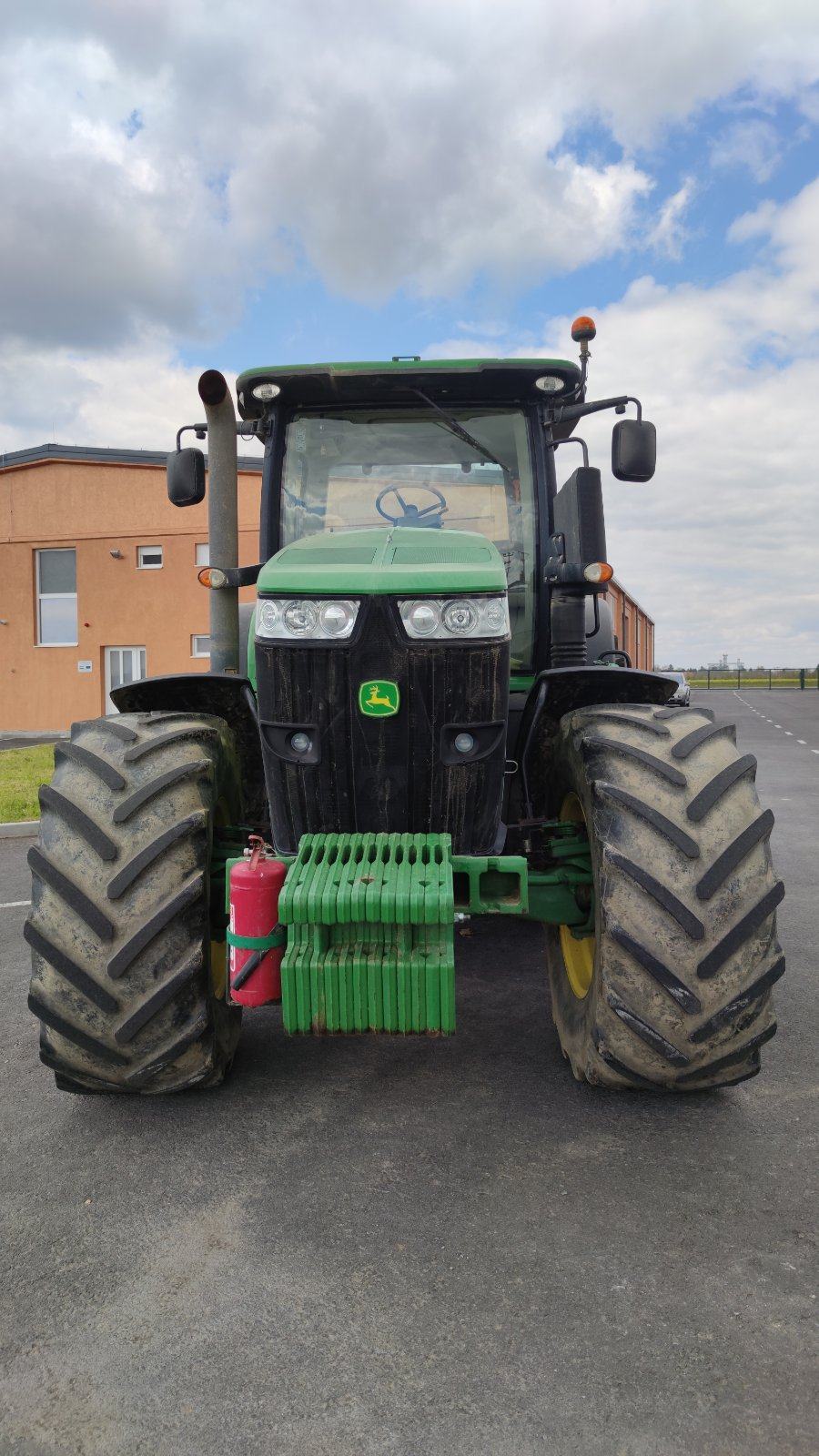 TRAKTOR JOHN DEERE 7200 R