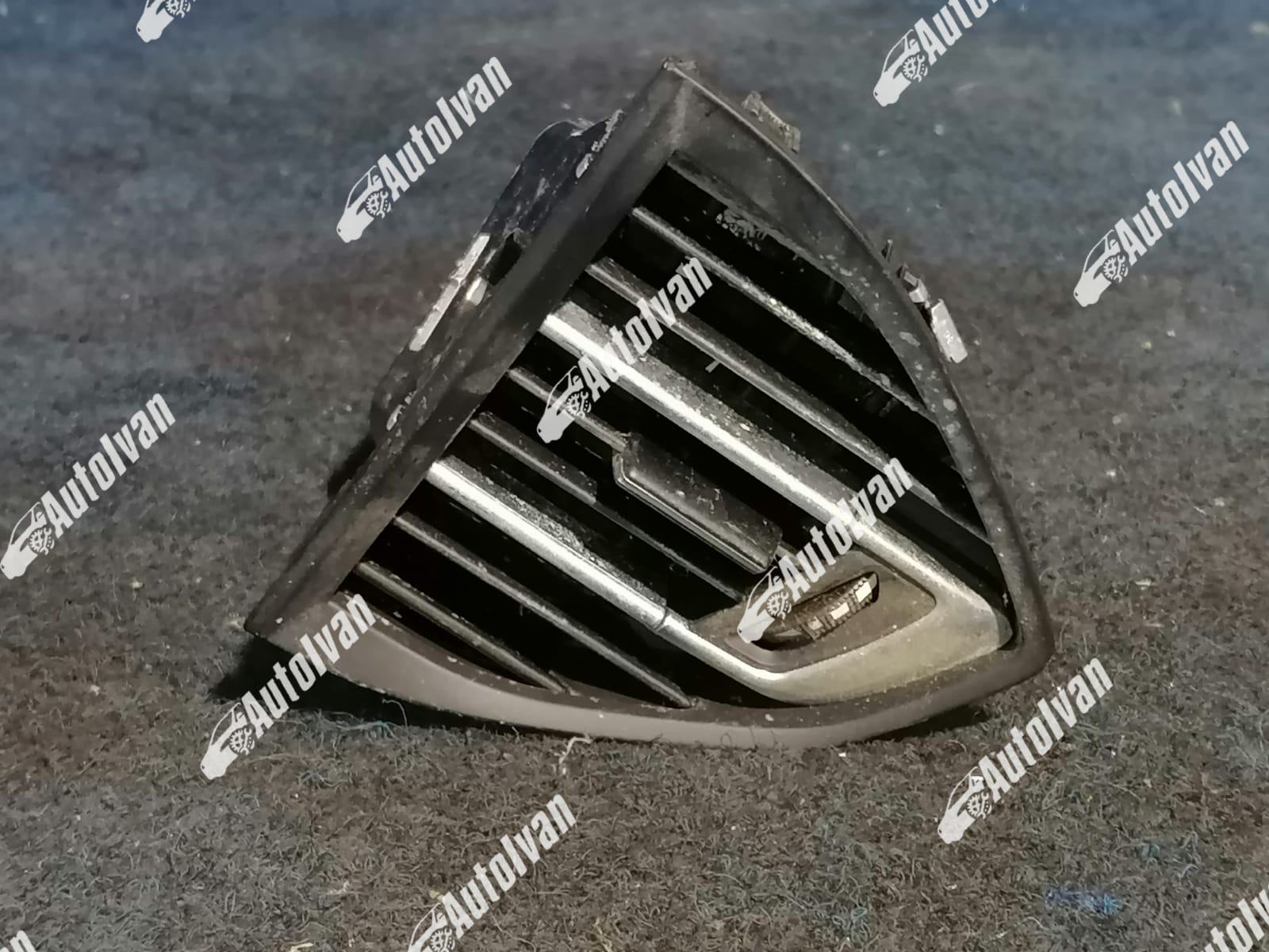 OTVOR VENTILACIJE PEUGEOT 308 T9 1304145XZD