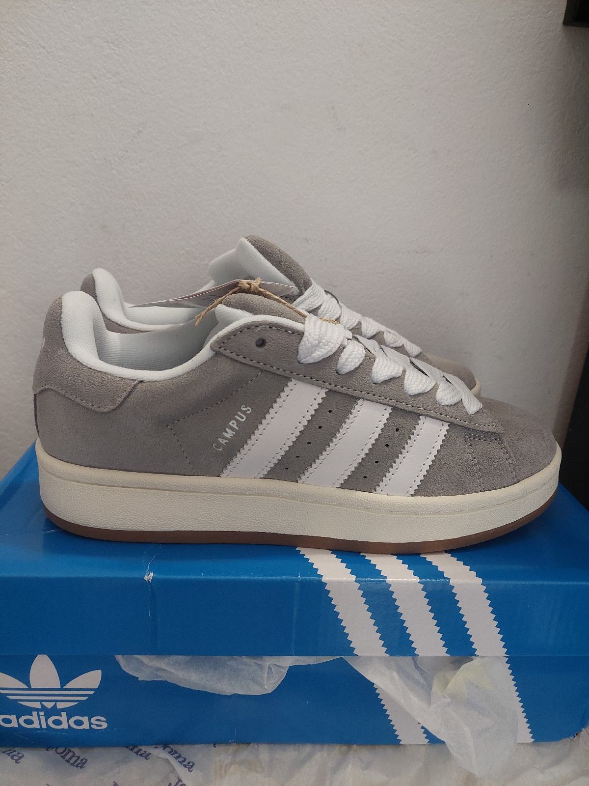39 adidas