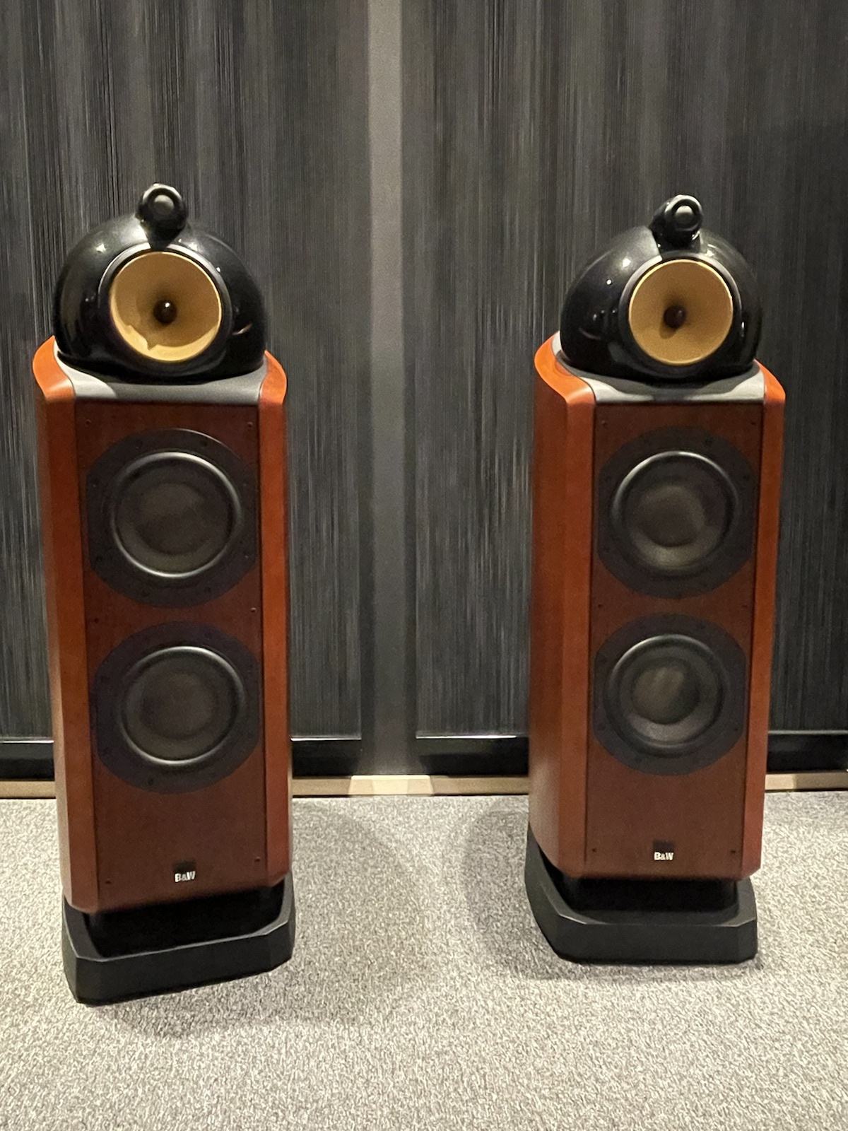 Bower & Wilkins 802 Diamonds
