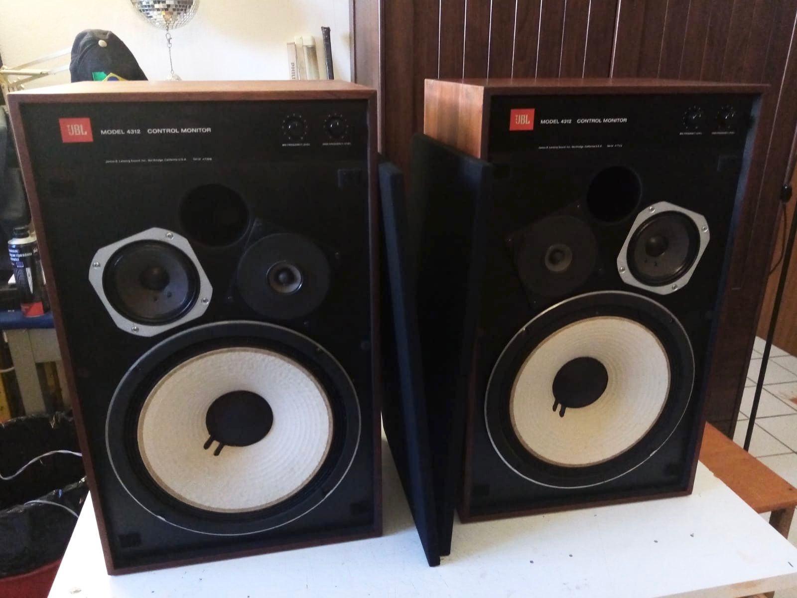 Jbl 4312