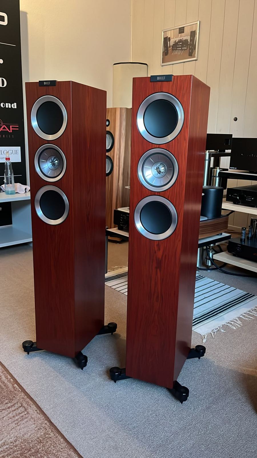 KEF R500